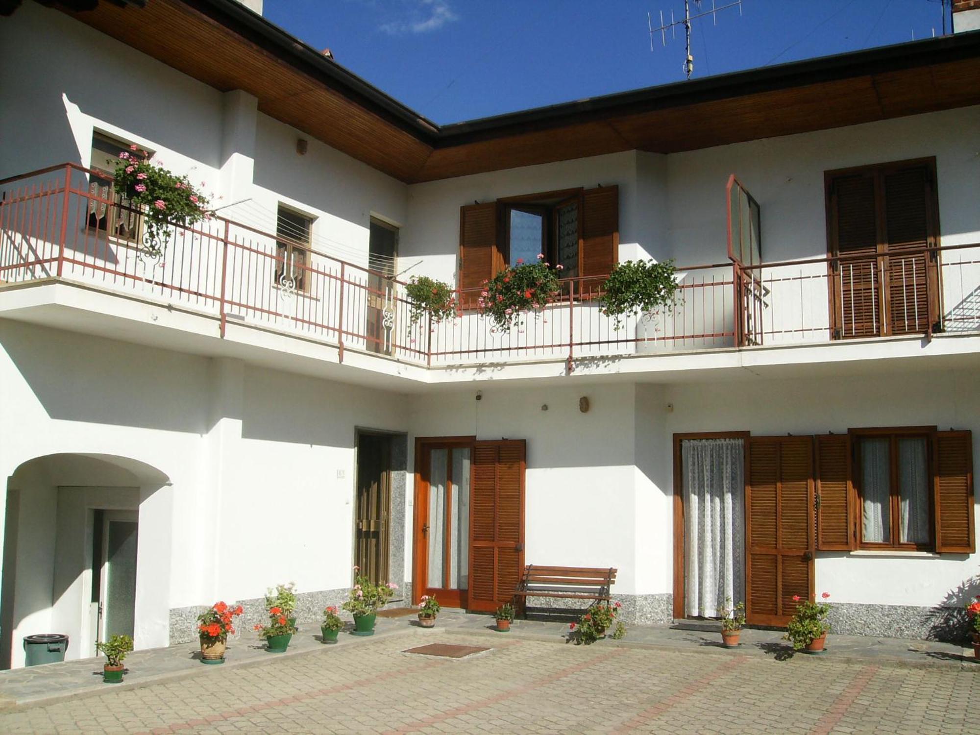 Il Barucin Bed and Breakfast Villar San Costanzo Εξωτερικό φωτογραφία